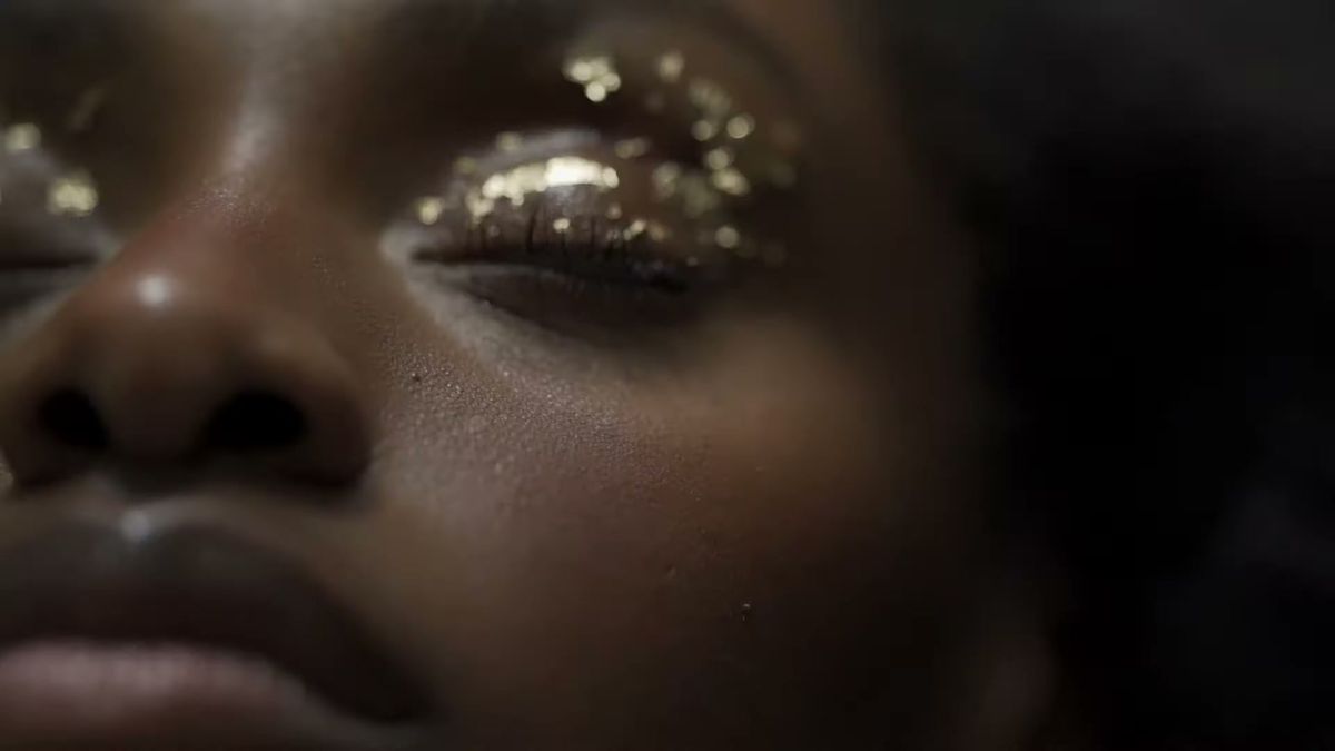 Close-up of gold leaf on the eyelids, 111SKIN Story of the Gold Leaf