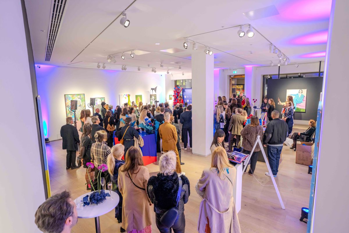 Guests filling Opera Gallery London at the L'Atelier Five book launch
